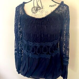 ITALIAN MADE BEAUTIFUL LACE NAVY BLOUSE